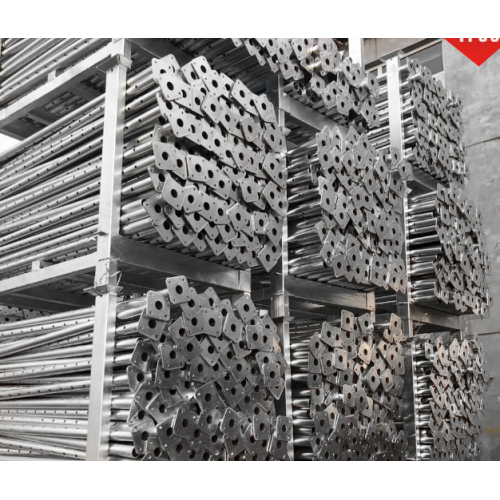Materiale Medio Oriente senza soluzione di continuità